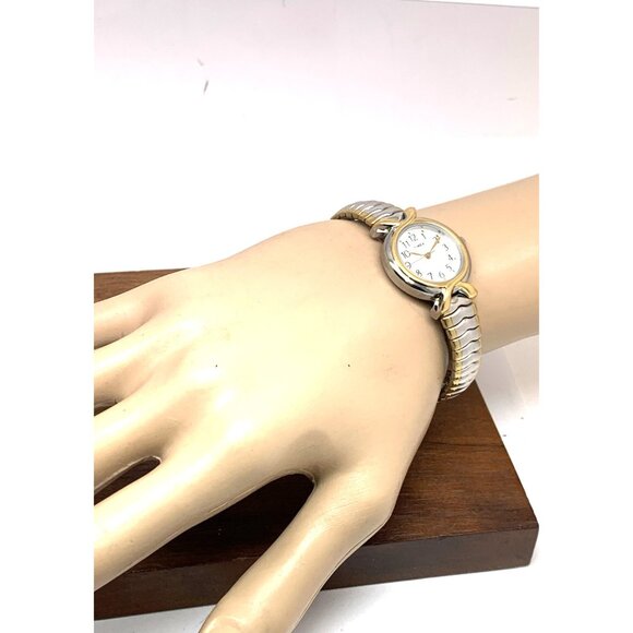 Timex Women's Watch T21854 Quartz Two Tone Stainless Steel Expansion Band 25mm - Picture 4 of 13